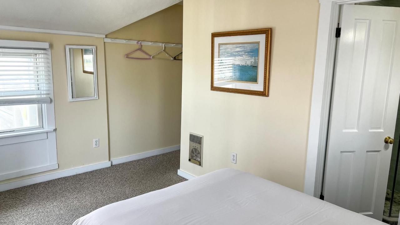 Capricorn Beach House Oak Bluffs Extérieur photo