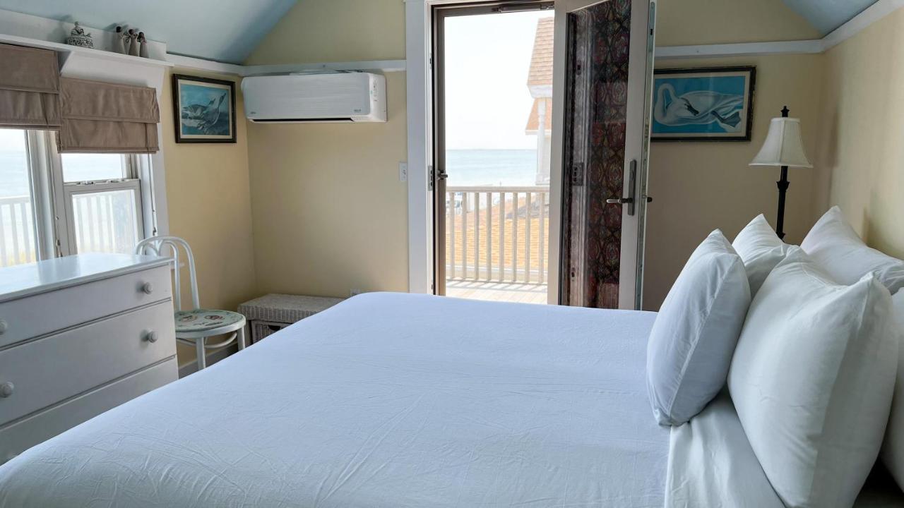 Capricorn Beach House Oak Bluffs Extérieur photo
